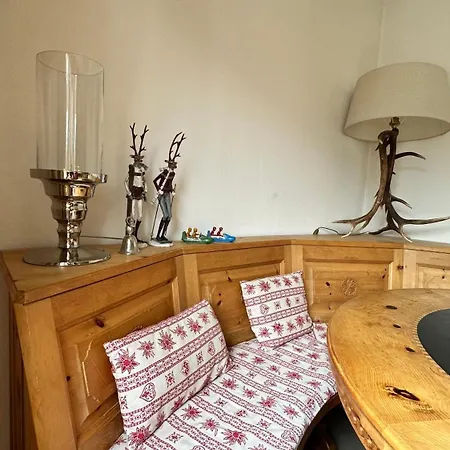 & Mountain View Saas im Prattigau