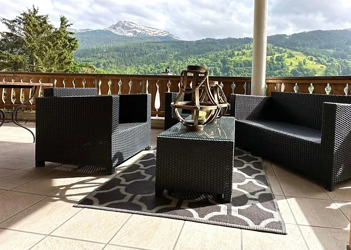 & Mountain View Apartment Saas im Prattigau